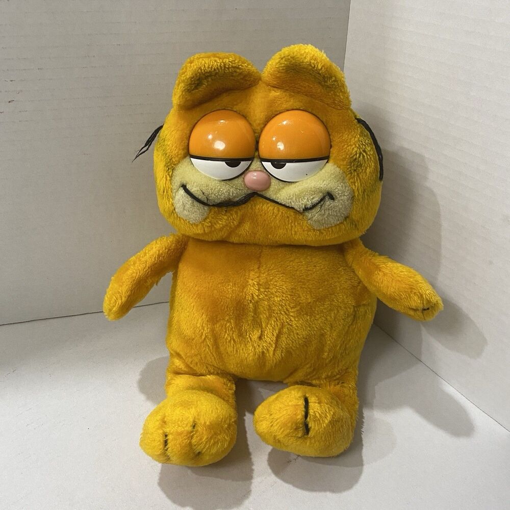 *VINTAGE* 1981 Garfield Stuffed Plush-Sitting Fun Farm Toy 15’’